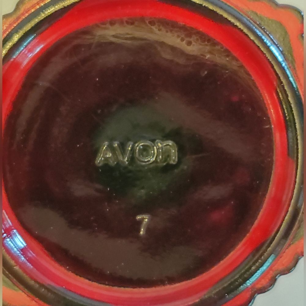 1982 Avon Cape Cod ruby glass goblet - Picture 4 of 5